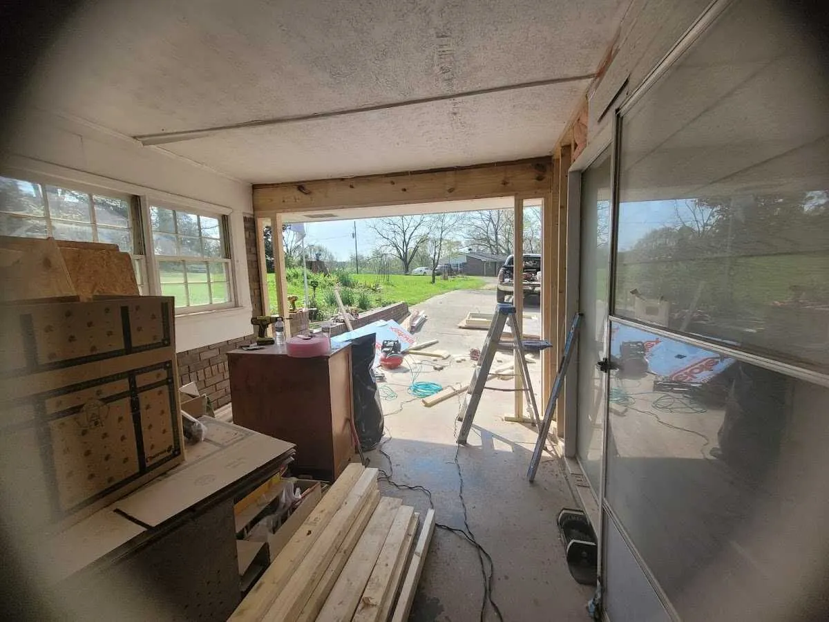 Air movers and dehumidifier for Drying & Dehumidification in Cape Girardeau